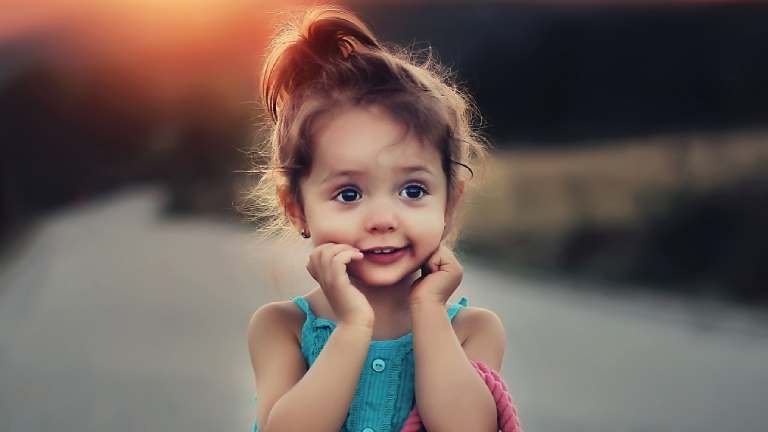 خلفيات اطفال جميلة للموبايل